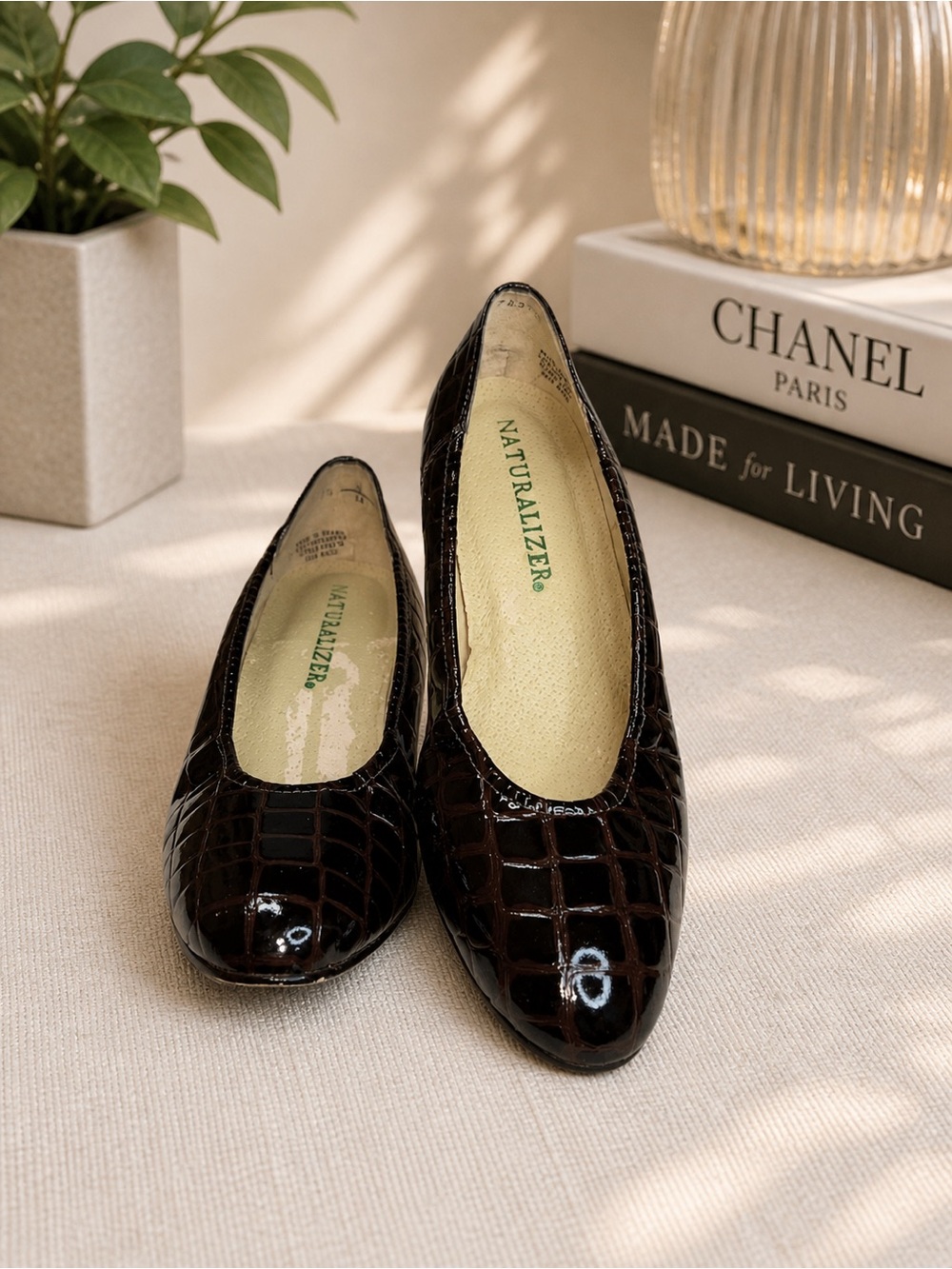 🇺🇸Naturalizer Croc Embossed Patent Leather Pumps 7.5 AA Narrow Low Heel